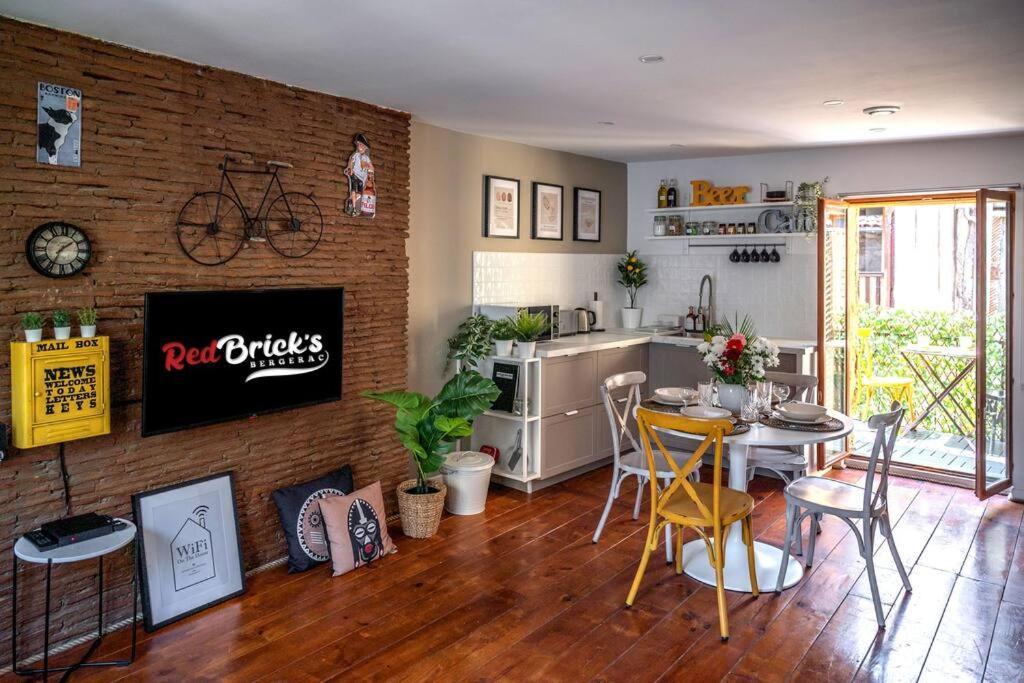 דירות Redbrick'S Bergerac, Au Coeur Du Centre Historique מראה חיצוני תמונה